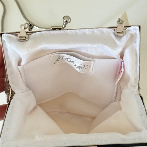 NWT Lord & Taylor Vintage Hand Beaded Shell Bag Silver - Picture 3 of 4